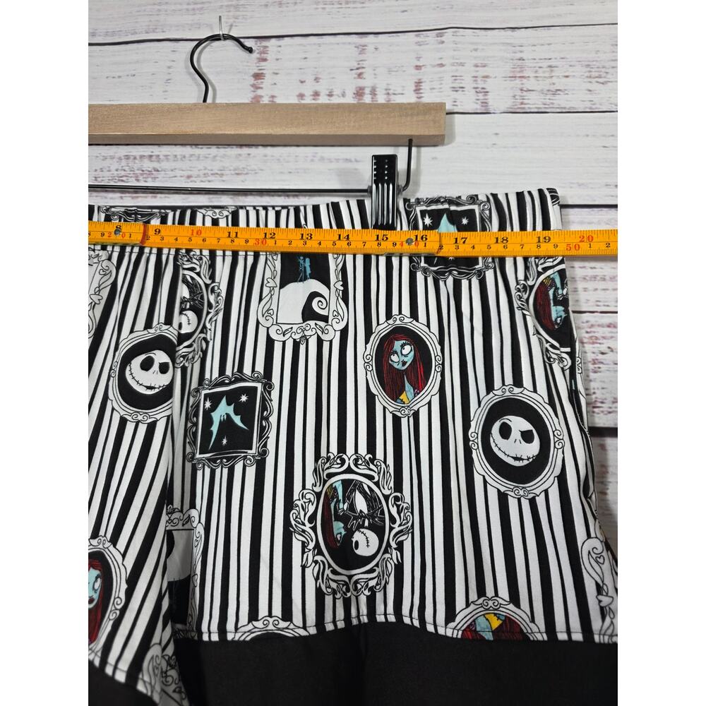 Disney Nightmare Before Christmas Button up shirt and short set XL 16-18 - Picture 6 of 6